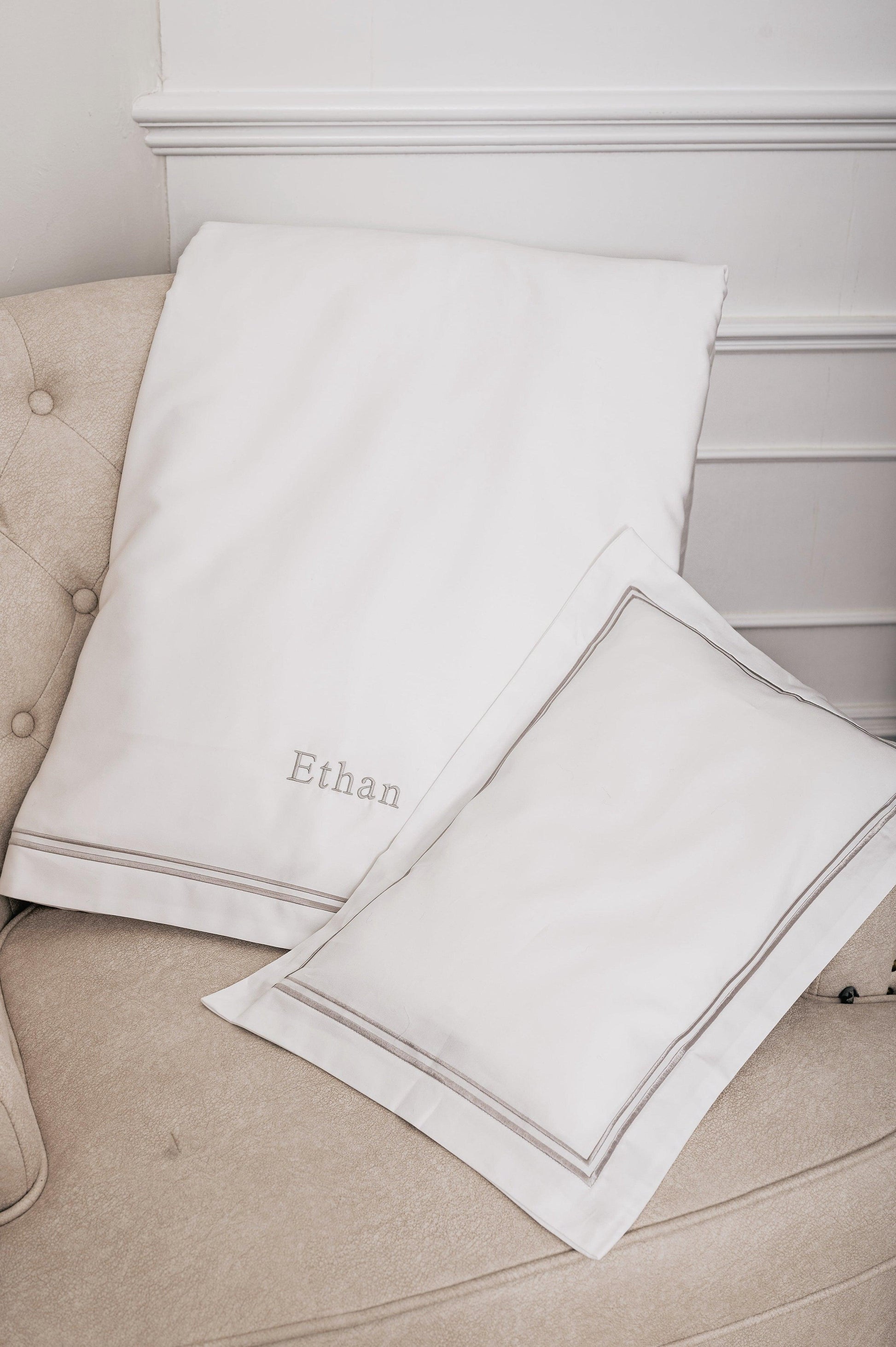 Luxury Egyptian Cotton Mulberry Silk Pillow & Duvet Set - Platinum White - Count & Countess