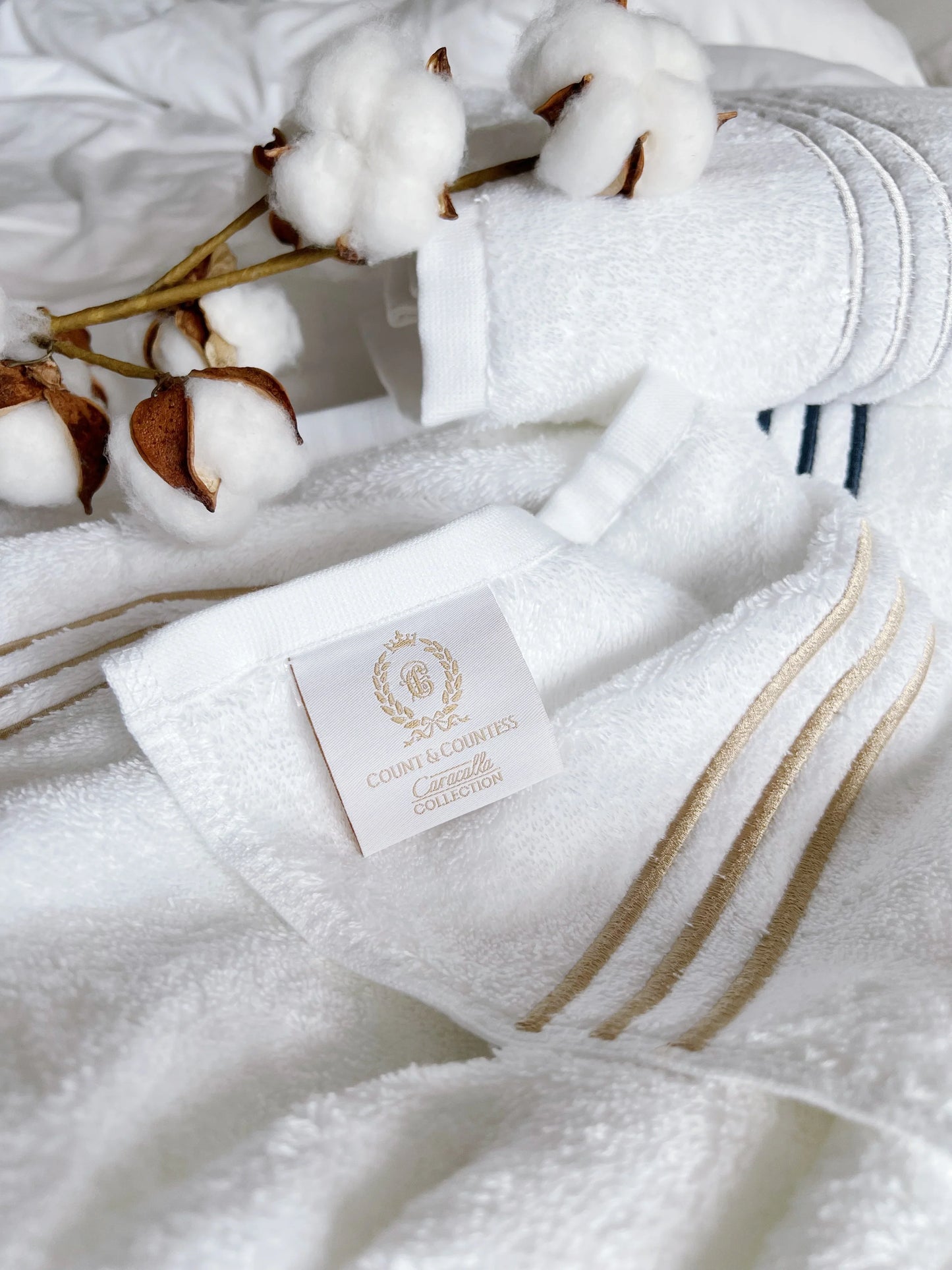 Luxury Signature Bath Towel Set (1 Adult Towel + 1 Kids Towel) - Count & Countess