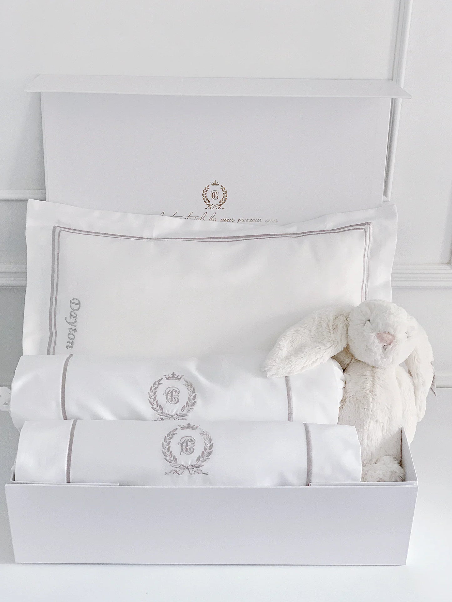 Bonne Nuit Newborn Gift Set - Platinum White - Count & Countess