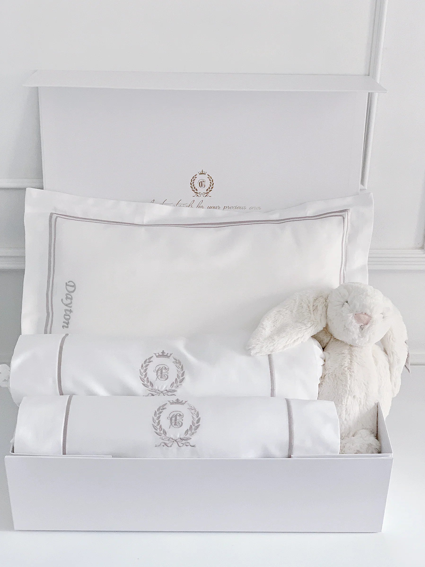 Bonne Nuit Newborn Gift Set - Platinum White - Count & Countess