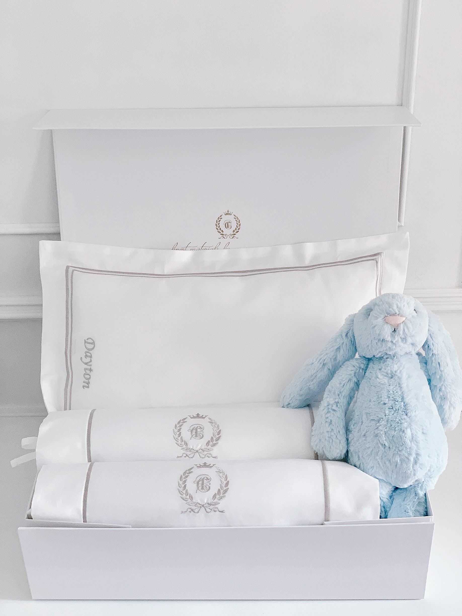 Bonne Nuit Newborn Gift Set - Platinum White - Count & Countess
