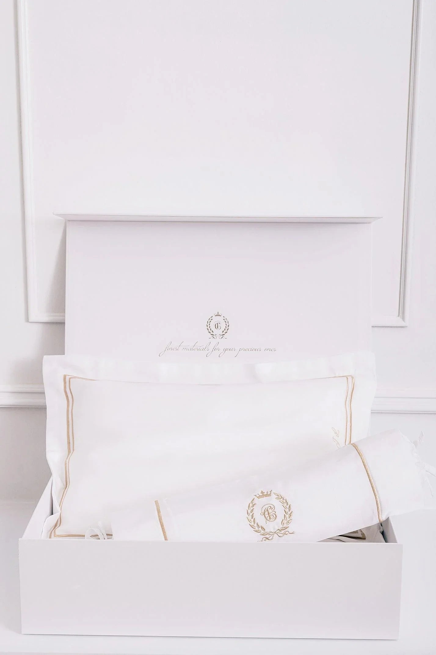 Elizabeth - The Luxury Nursery Collection Baby Bedding Gift Set - Count & Countess