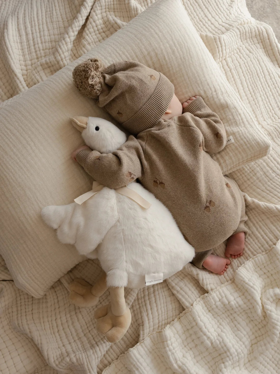 Snuggle Bunnies - Rose The Mummy Duck