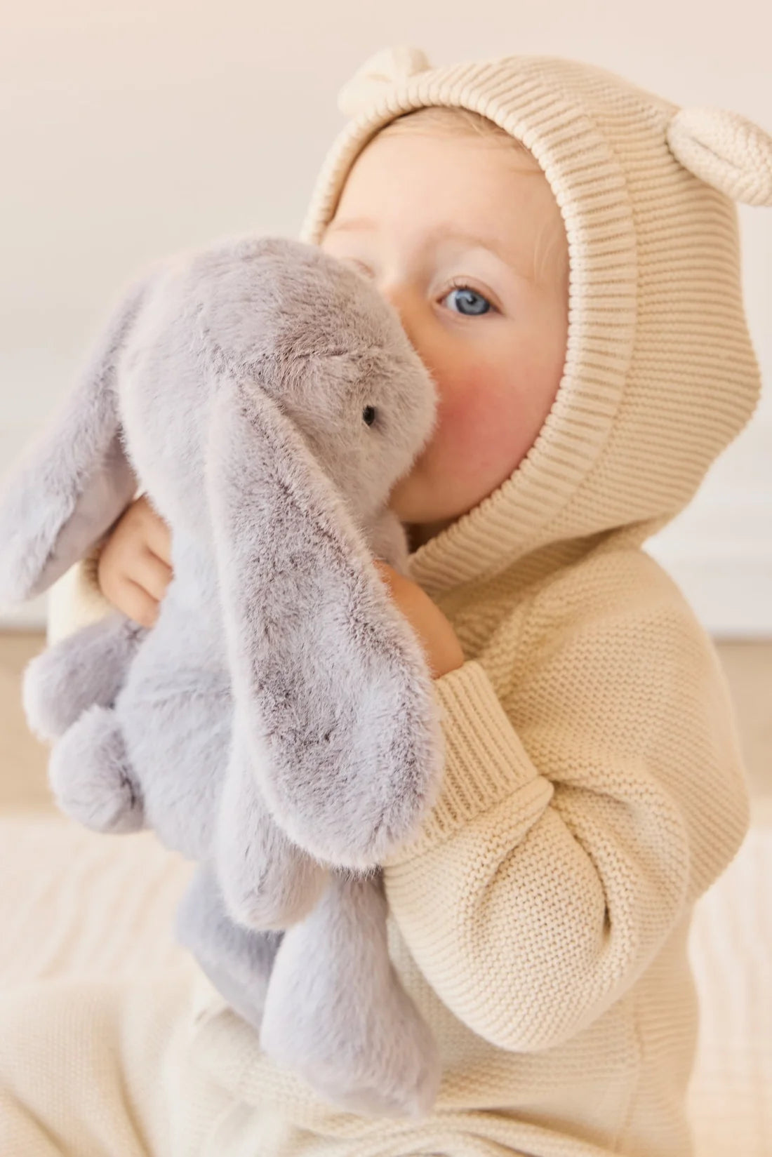Snuggle Bunnies - Penelope - Silver - 30CM