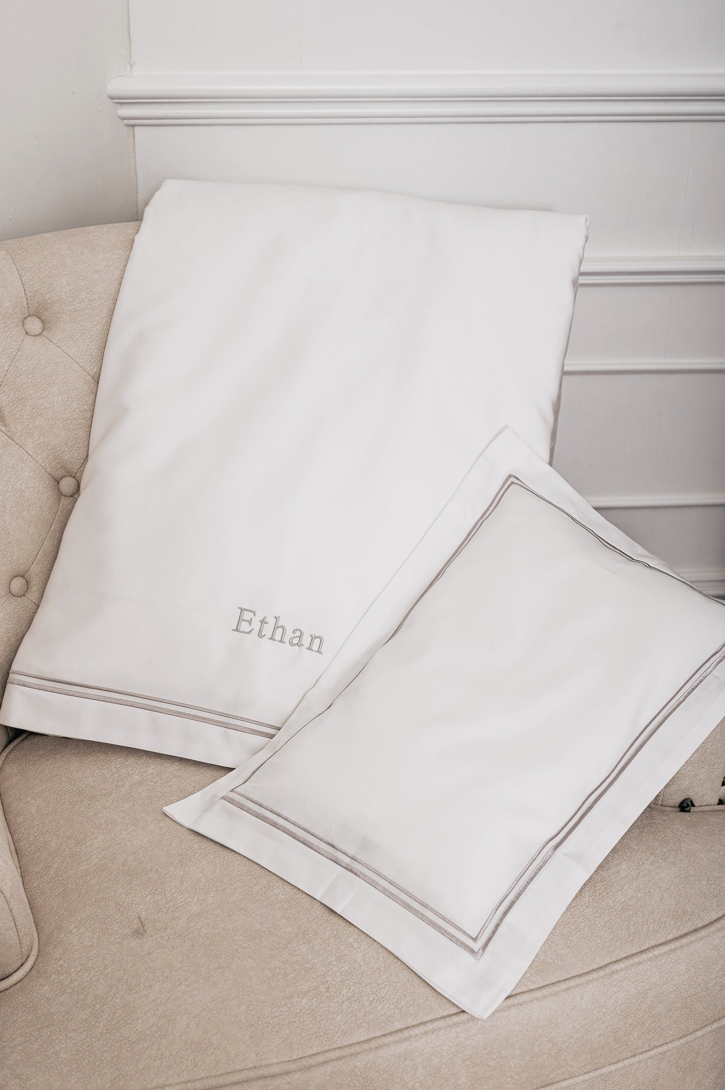 Luxury Egyptian Cotton Mulberry Silk Pillow & Duvet Set - Platinum White