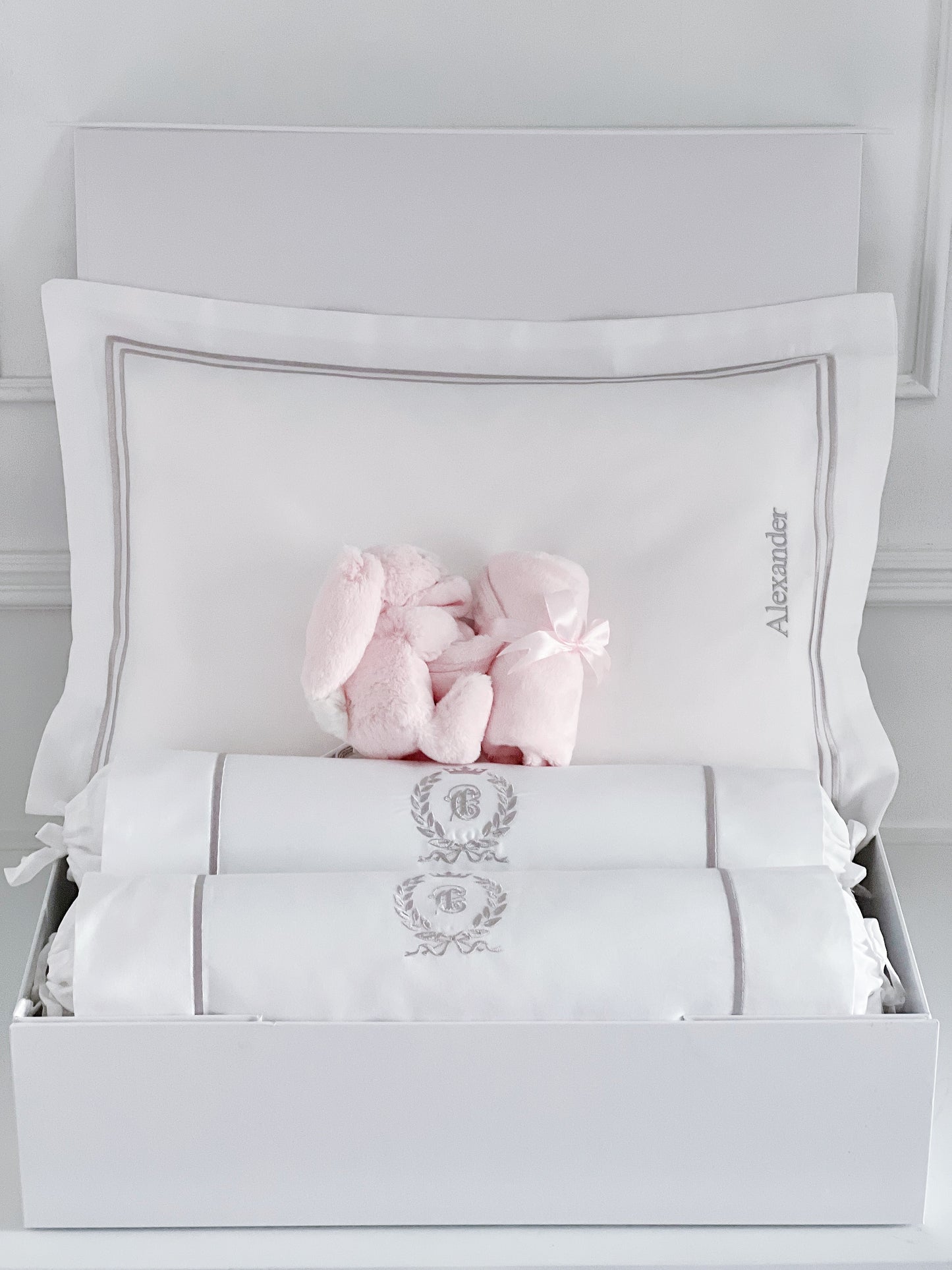 Bonne Nuit Newborn Gift Set - Platinum White