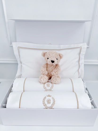 Jellycat Finley Bear Baby Gift Set with name customisation - Count & Countess Baby Beddings & Gifts